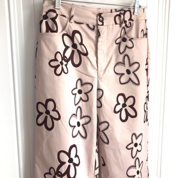 🔴 4/$15 SHEIN Qutie Beige & Brown Floral Print Straight Leg Pants size 6 in EUC - Picture 9 of 16